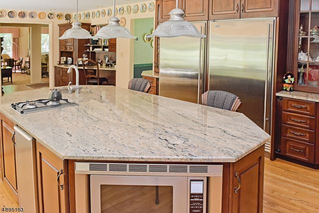 23 Andrea Ct, Sparta Twp., NJ 07871