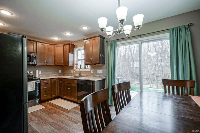 4890 W State Road 234, Crawfordsville, IN 47933