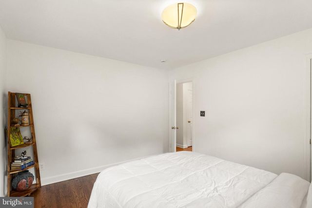 3912 FAIRVIEW DR, Fairfax, VA 22031