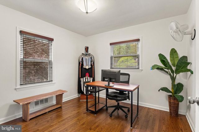 3912 FAIRVIEW DR, Fairfax, VA 22031