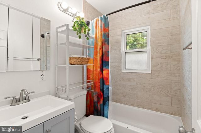 3912 FAIRVIEW DR, Fairfax, VA 22031