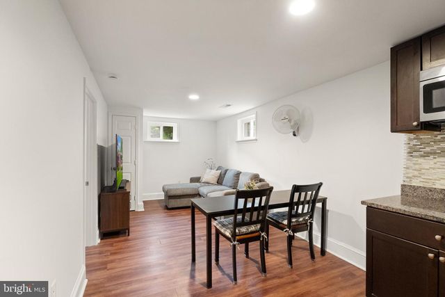 3912 FAIRVIEW DR, Fairfax, VA 22031
