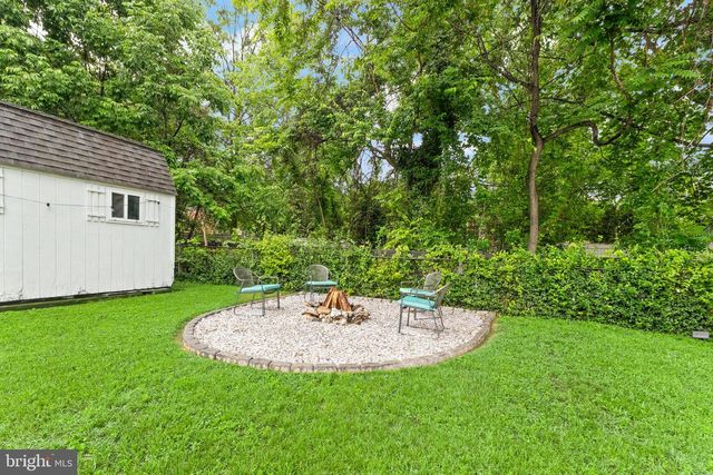 3912 FAIRVIEW DR, Fairfax, VA 22031