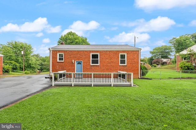 3912 FAIRVIEW DR, Fairfax, VA 22031