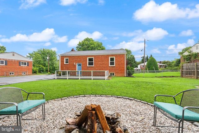 3912 FAIRVIEW DR, Fairfax, VA 22031