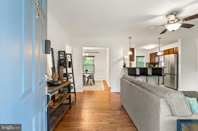 3912 FAIRVIEW DR, Fairfax, VA 22031