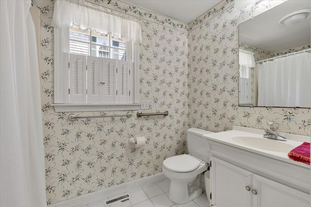 420 Route 6a, Sandwich, MA 02537