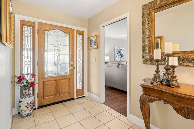 2820 Angel Dr, Stockton, CA 95209