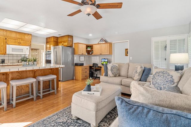 2820 Angel Dr, Stockton, CA 95209