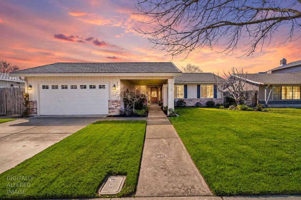 2820 Angel Dr, Stockton, CA 95209
