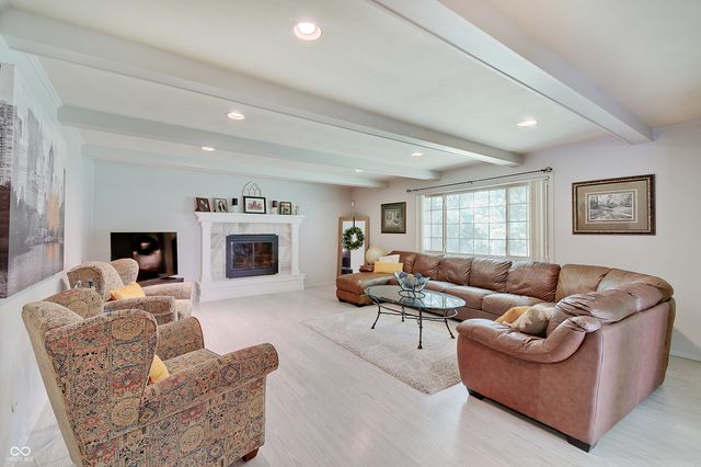 608 W Ralston Road, Indianapolis, IN 46217
