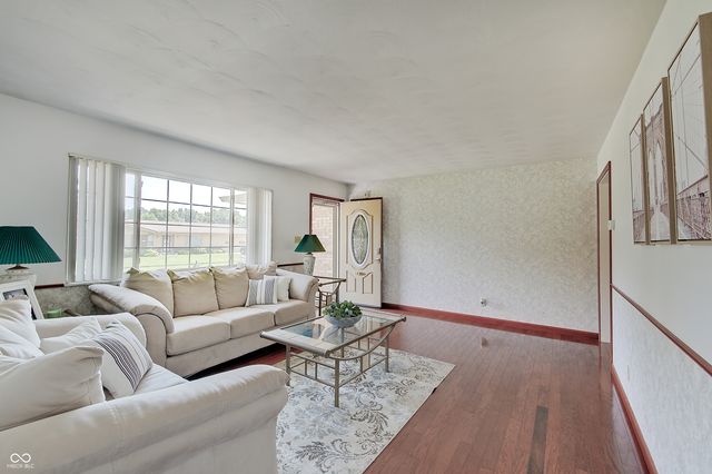 608 W Ralston Road, Indianapolis, IN 46217
