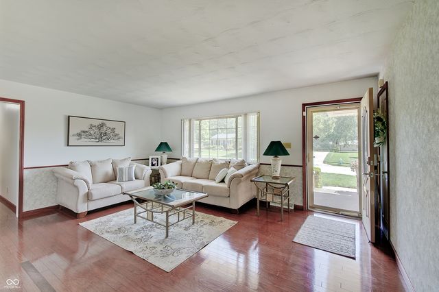 608 W Ralston Road, Indianapolis, IN 46217