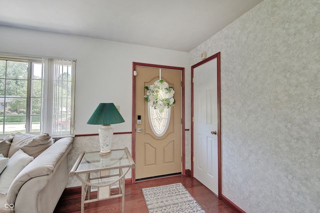 608 W Ralston Road, Indianapolis, IN 46217