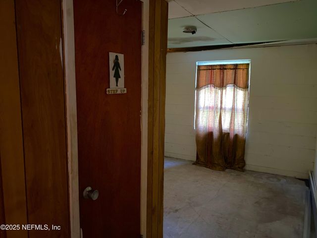 228 YELVINGTON Road, East Palatka, FL 32131