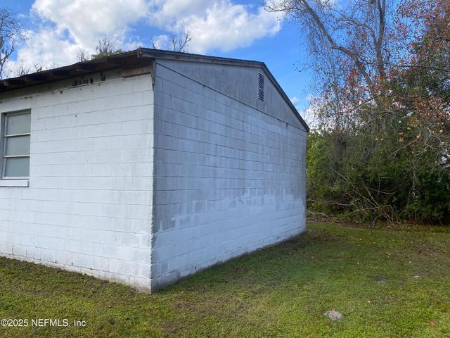 228 YELVINGTON Road, East Palatka, FL 32131