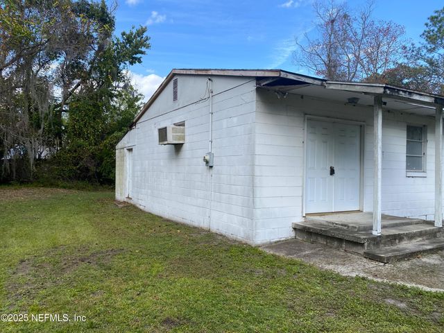228 YELVINGTON Road, East Palatka, FL 32131