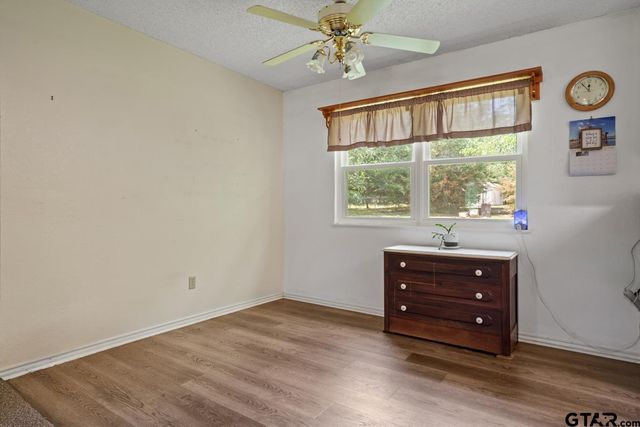 1282 RS County Road 3325, Emory, TX 75440