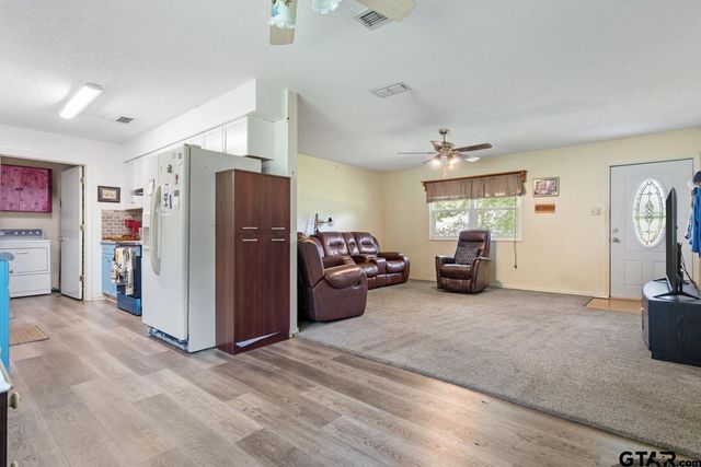 1282 RS County Road 3325, Emory, TX 75440
