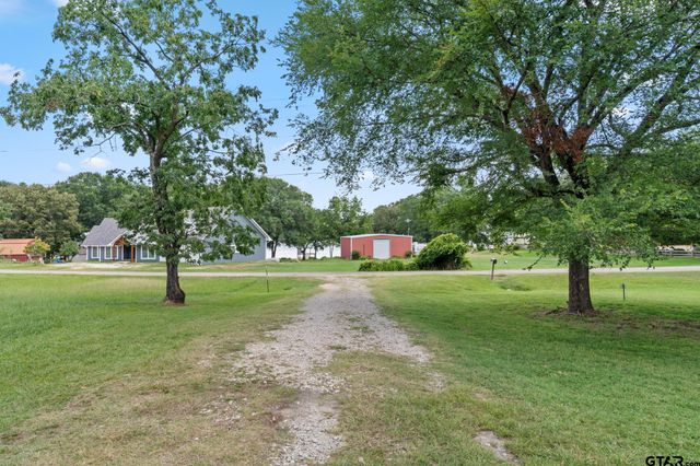 1282 RS County Road 3325, Emory, TX 75440