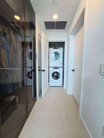 159 NE 6th St PH5014, Miami, FL 33132