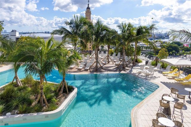 159 NE 6th St PH5014, Miami, FL 33132