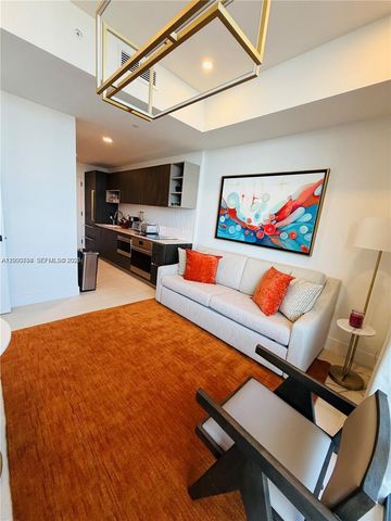 159 NE 6th St PH5014, Miami, FL 33132