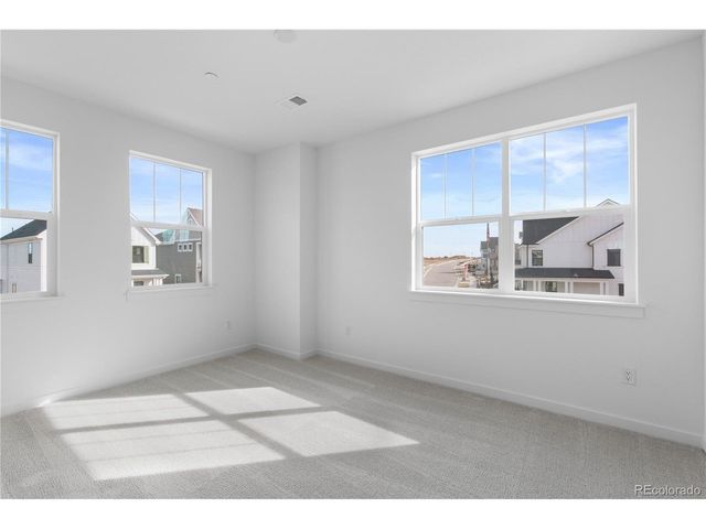 1889 Chestnut Ave, Erie, CO 80516