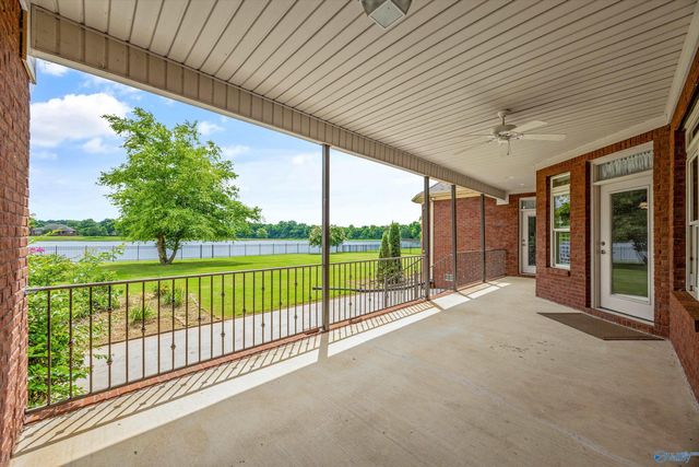 141 Break Water Drive, Huntsville, AL 35811