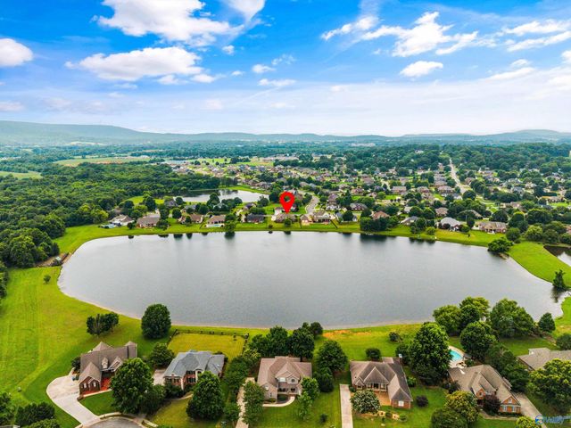 141 Break Water Drive, Huntsville, AL 35811