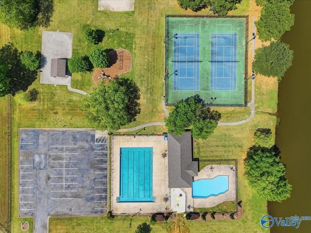 141 Break Water Drive, Huntsville, AL 35811