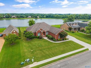 141 Break Water Drive, Huntsville, AL 35811