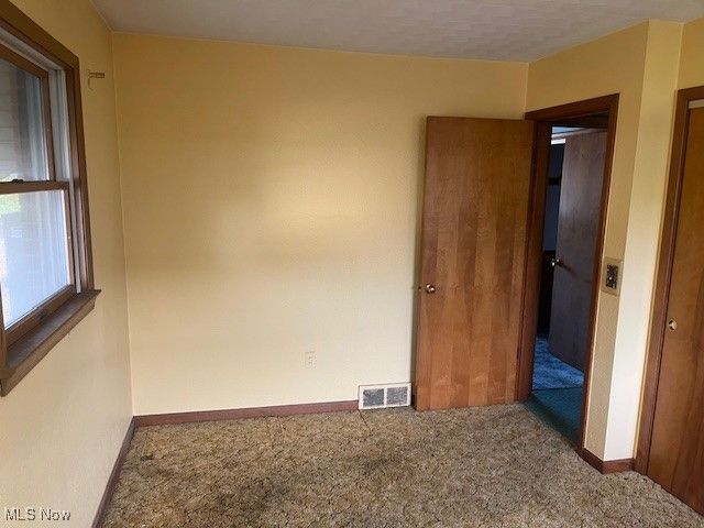 2819 Randall Drive, Oregon, OH 43616