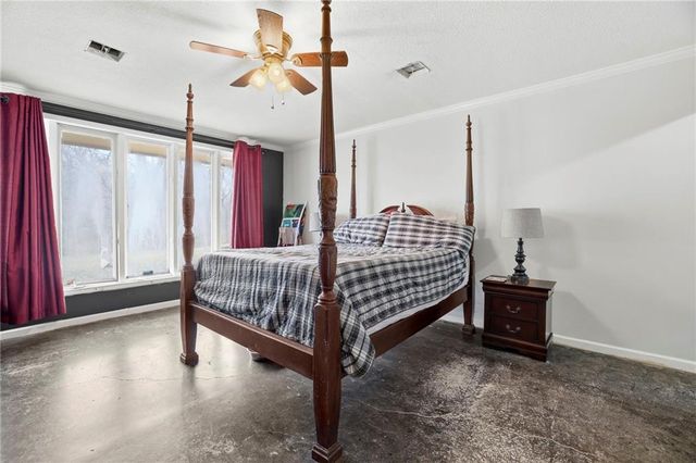 4242 N 74th Street, Kansas City, KS 66109