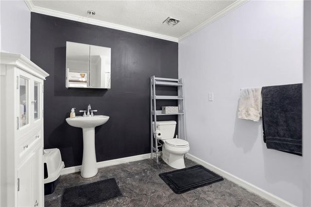 4242 N 74th Street, Kansas City, KS 66109