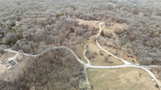 4242 N 74th Street, Kansas City, KS 66109