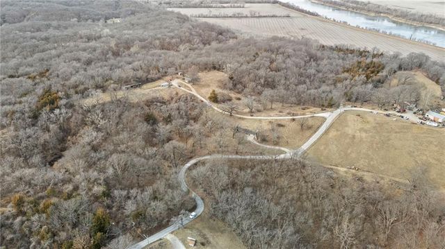 4242 N 74th Street, Kansas City, KS 66109