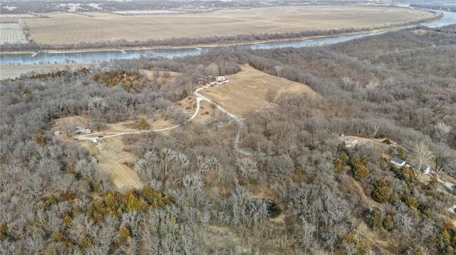 4242 N 74th Street, Kansas City, KS 66109