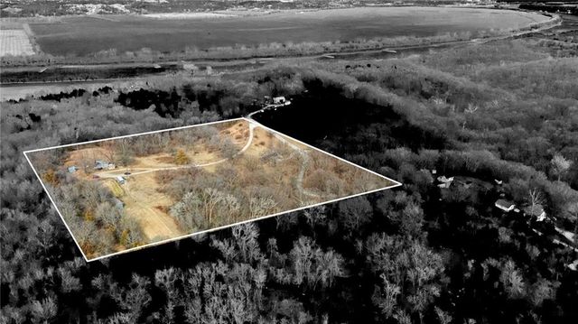 4242 N 74th Street, Kansas City, KS 66109