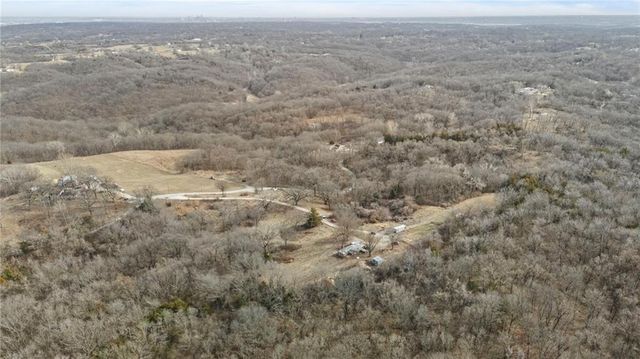 4242 N 74th Street, Kansas City, KS 66109