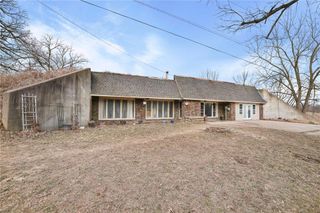 4242 N 74th Street, Kansas City, KS 66109