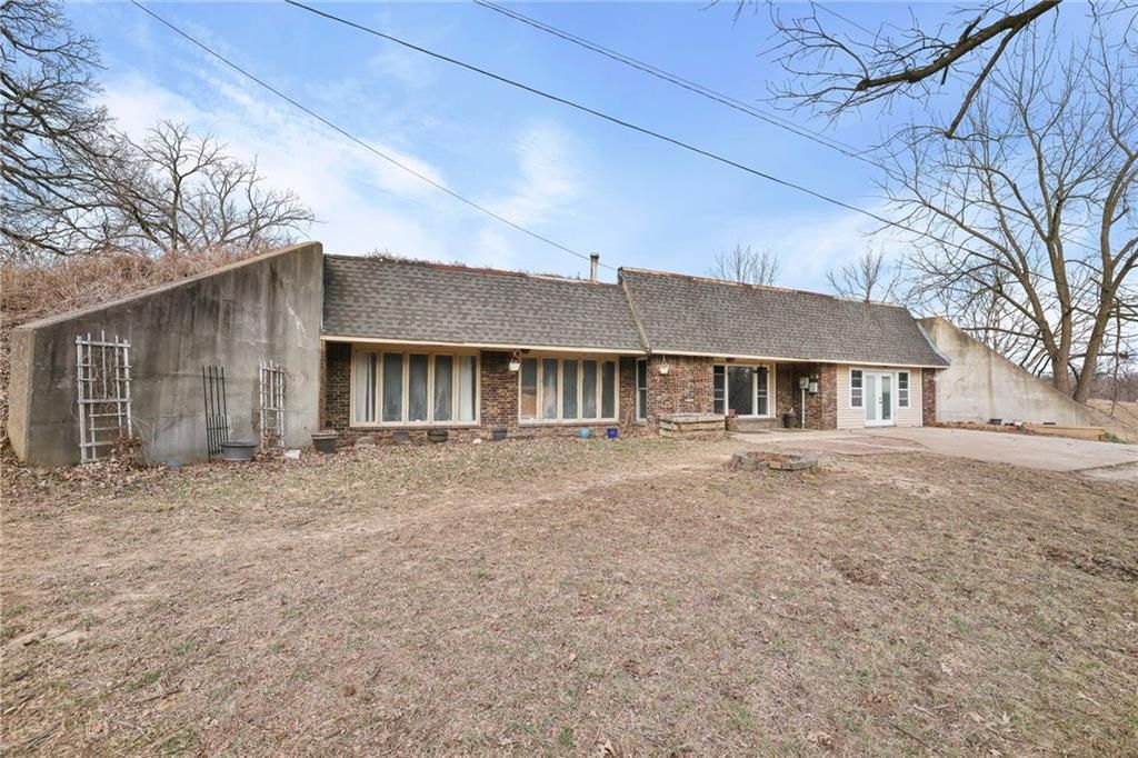 4242 N 74th Street, Kansas City, KS 66109