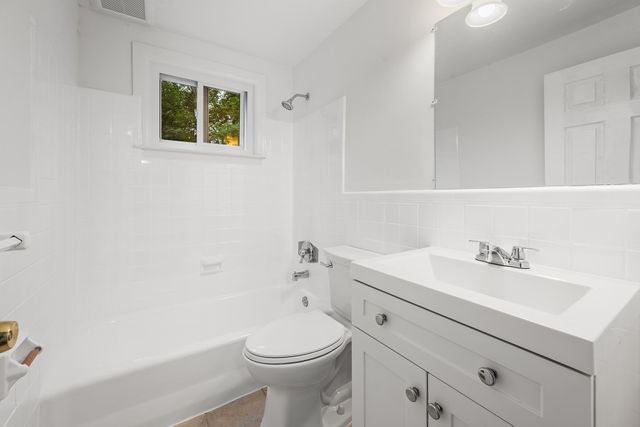 23 Poplar St, Sudbury, MA 01776