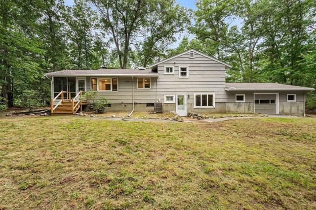 23 Poplar St, Sudbury, MA 01776