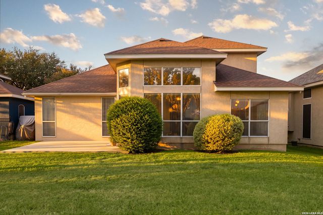 116 SETH RAYNOR DR, New Braunfels, TX 78130