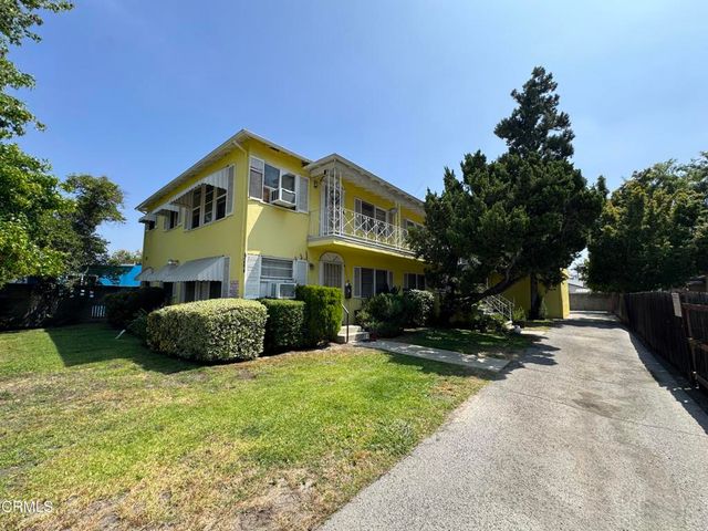 6264 Willowcrest Avenue, North Hollywood, CA 91606