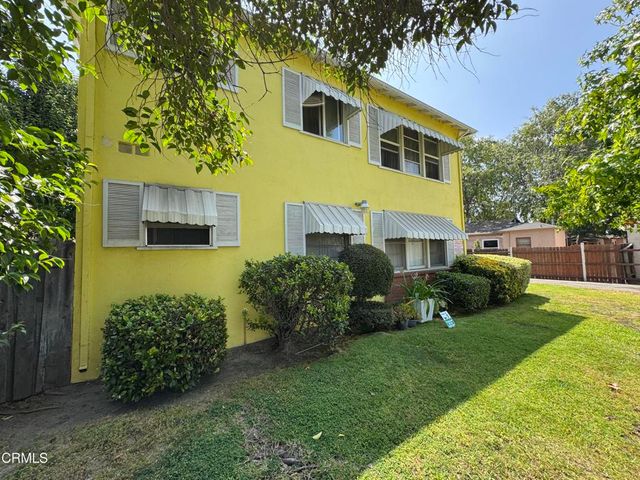 6264 Willowcrest Avenue, North Hollywood, CA 91606