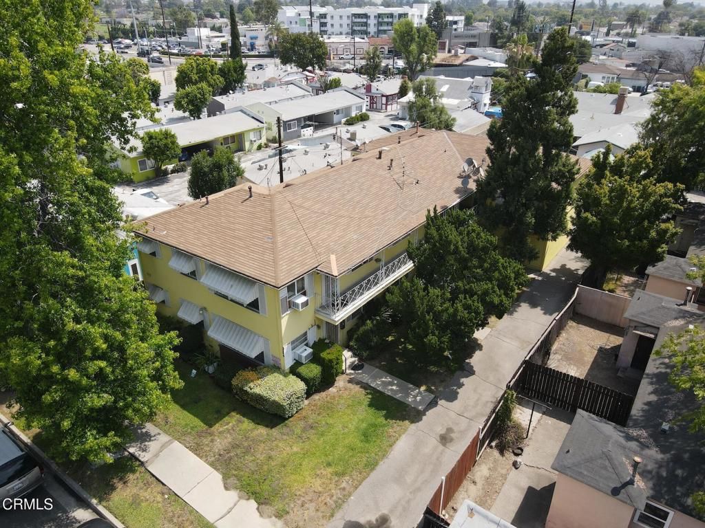 6264 Willowcrest Avenue, North Hollywood, CA 91606