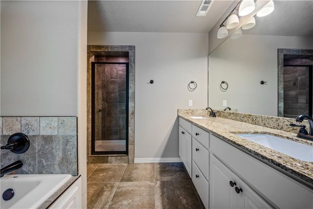5044 E Talon Trail, Fayetteville, AR 72701