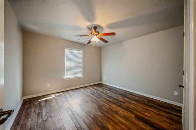 5044 E Talon Trail, Fayetteville, AR 72701